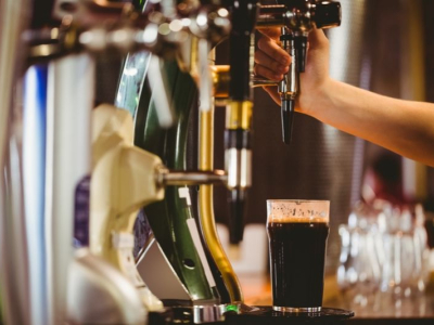 Comment bien choisir une tireuse à bière pour une petite structure ?