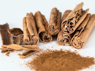 Quelles sont les différentes utilisations de la cannelle en cuisine ?
